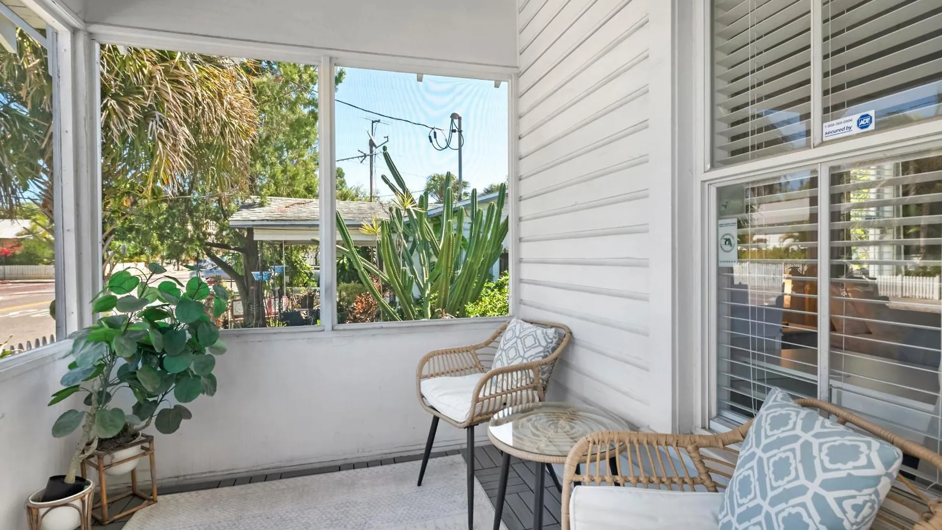 Updated 1 Bedroom Home - Steps To 7Th Ave Tampa Verenigde Staten